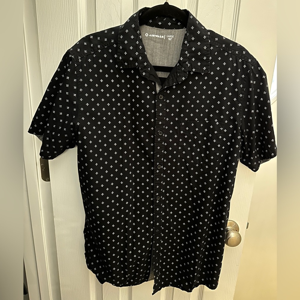 Men’s Large Airwalk Button Up Dress Shirt Black